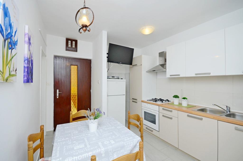 Apartments Milan Rogoznica  Esterno foto